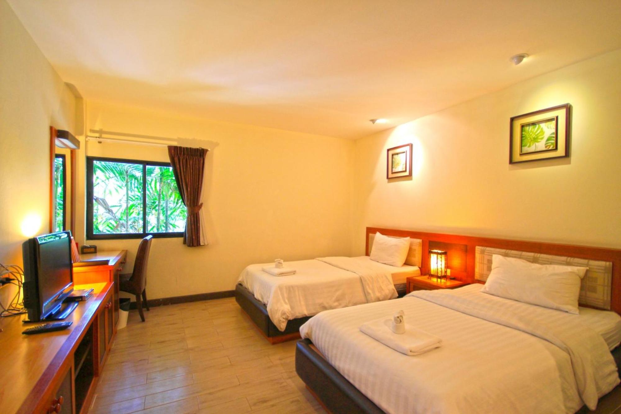 Chawalun Resort Don Tum Buitenkant foto